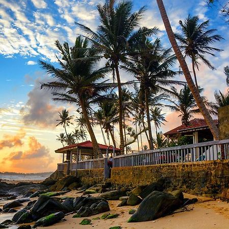 Shanthi Beach Resort Unawatuna Exterior foto